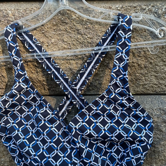 LANDS’ END TANKINI TOP - Picture 3 of 7